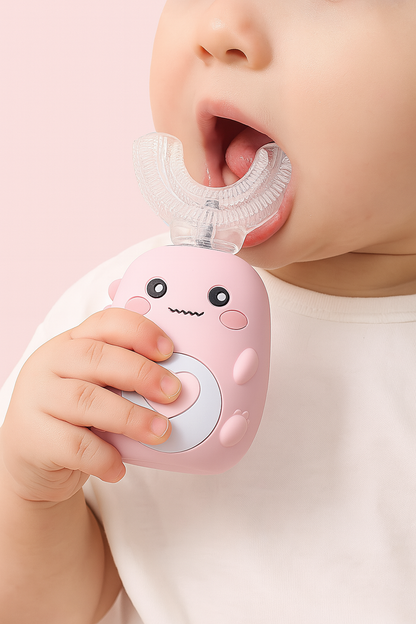 baby using lubu fun brush